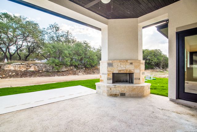 34726 Shelly Bridge Pt, Bulverde, TX 78163