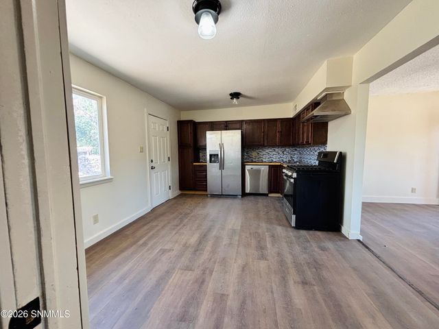 1605 Juniper Avenue, Las Cruces, NM 88001