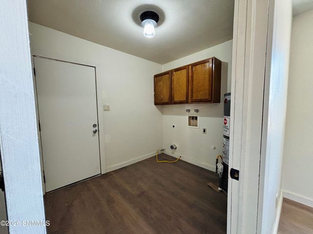 1605 Juniper Avenue, Las Cruces, NM 88001