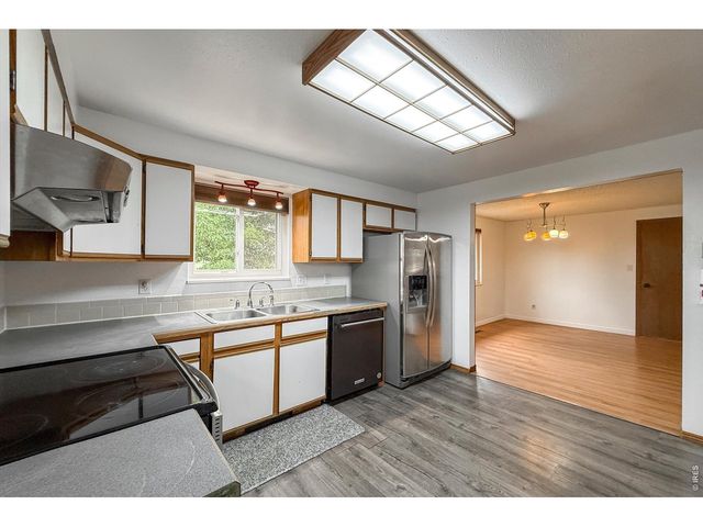 1739 Shavano St, Longmont, CO 80504