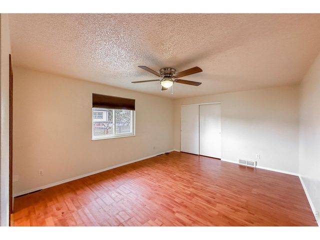 1739 Shavano St, Longmont, CO 80504