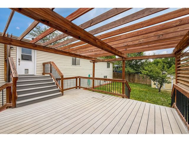 1739 Shavano St, Longmont, CO 80504