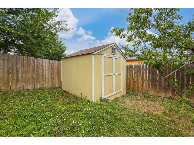 1739 Shavano St, Longmont, CO 80504