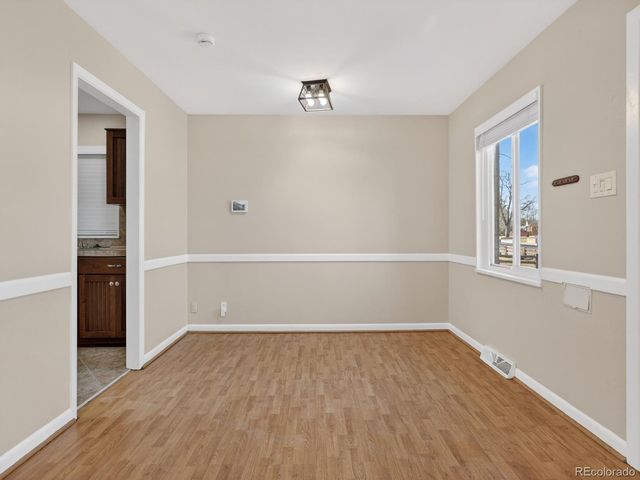 950 Jamaica St, Aurora, CO 80010