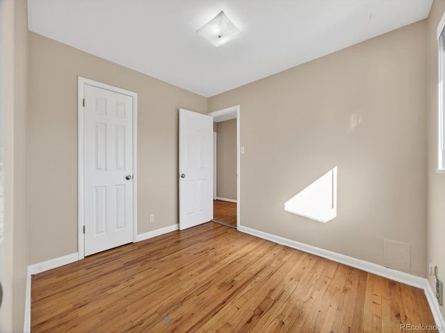 950 Jamaica St, Aurora, CO 80010