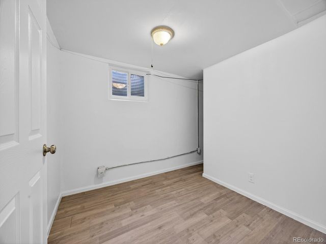 950 Jamaica St, Aurora, CO 80010