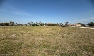 300 Broadmoor LN, Rotonda West, FL 33947