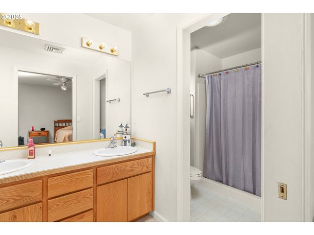 2657 GREYFOX Dr, Sutherlin, OR 97479