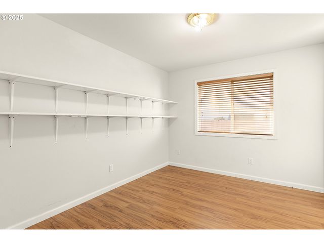 2657 GREYFOX Dr, Sutherlin, OR 97479