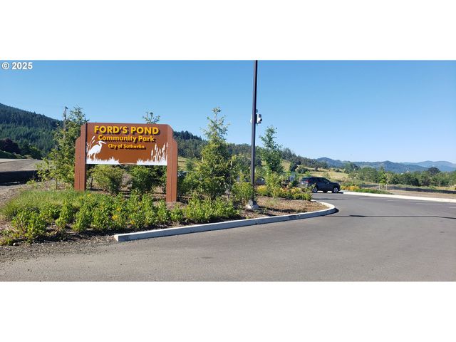 2657 GREYFOX Dr, Sutherlin, OR 97479