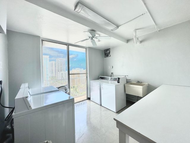 1985 S Ocean Drive 21a, Hallandale Beach, FL 33009