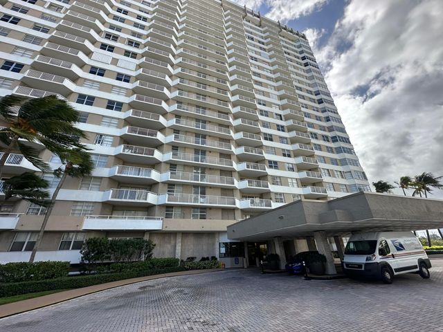 1985 S Ocean Drive 21a, Hallandale Beach, FL 33009