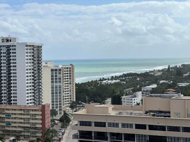 1985 S Ocean Drive 21a, Hallandale Beach, FL 33009