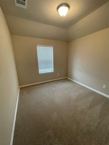 1924 Briar Hill Drive, Denton, TX 76207