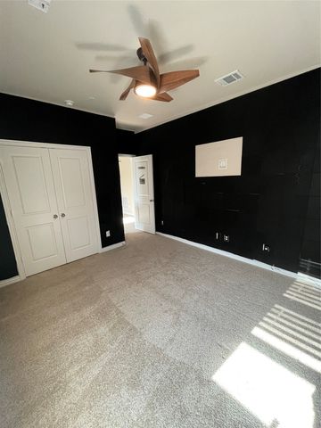 1924 Briar Hill Drive, Denton, TX 76207