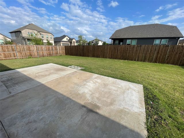 1924 Briar Hill Drive, Denton, TX 76207