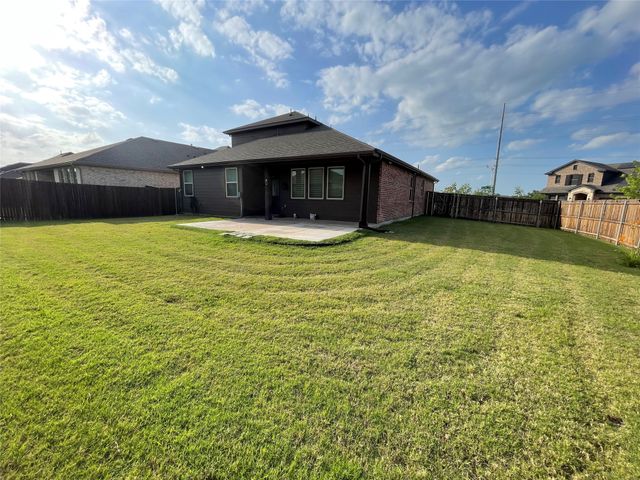 1924 Briar Hill Drive, Denton, TX 76207