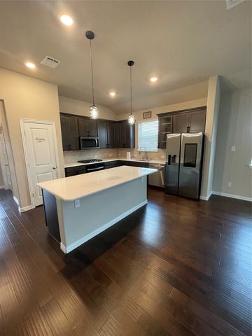 1924 Briar Hill Drive, Denton, TX 76207