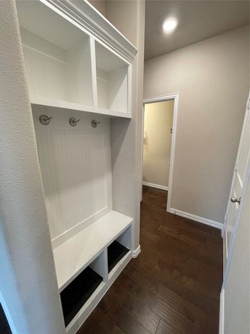1924 Briar Hill Drive, Denton, TX 76207