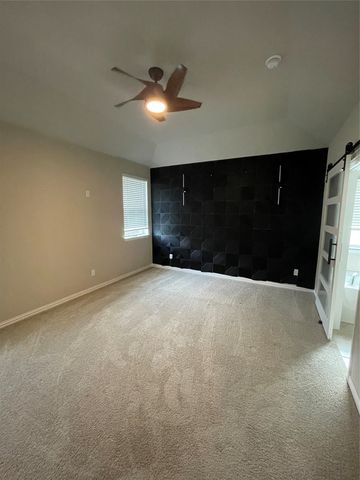 1924 Briar Hill Drive, Denton, TX 76207