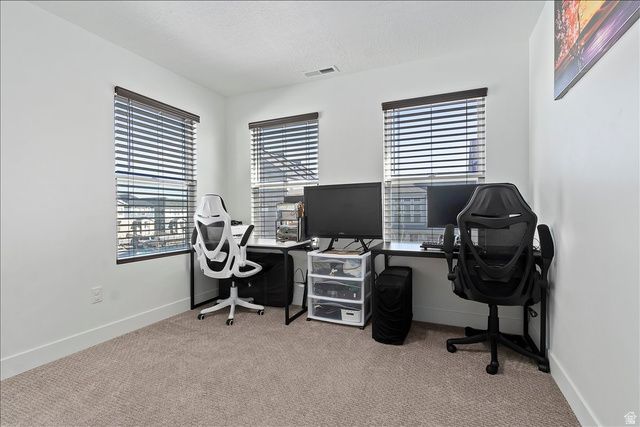 11764 S LEANDER DR, South Jordan, UT 84009