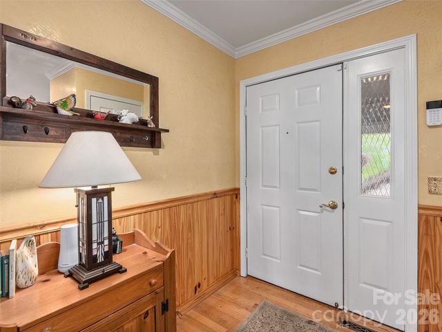 503 Fleetwood Plaza, Laurel Park, NC 28739