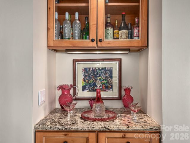 503 Fleetwood Plaza, Laurel Park, NC 28739