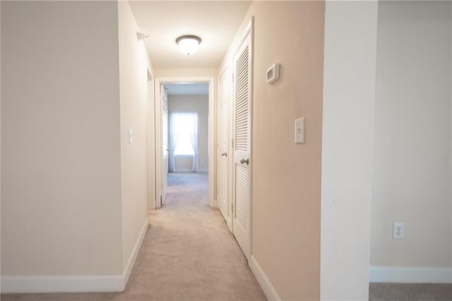 11604 Tomahawk Creek Parkway L, Leawood, KS 66211