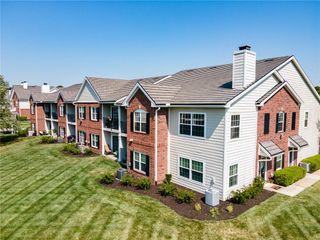 11604 Tomahawk Creek Parkway L, Leawood, KS 66211