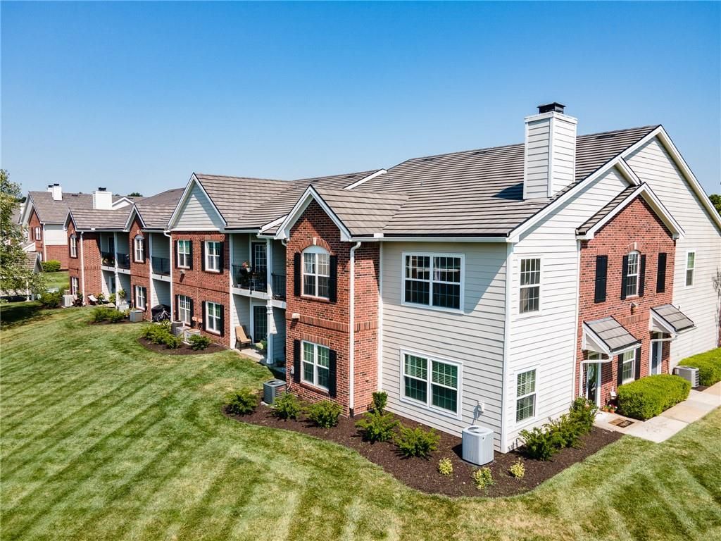 11604 Tomahawk Creek Parkway L, Leawood, KS 66211