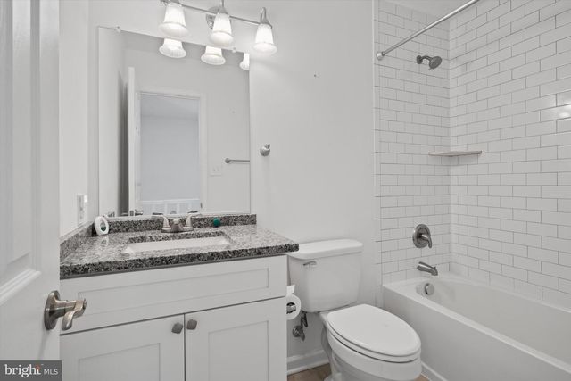 11565 HILL MEADE LN, Woodbridge, VA 22192