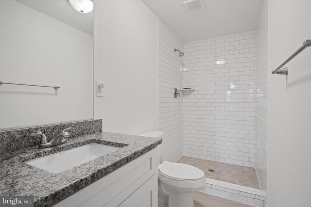 11565 HILL MEADE LN, Woodbridge, VA 22192