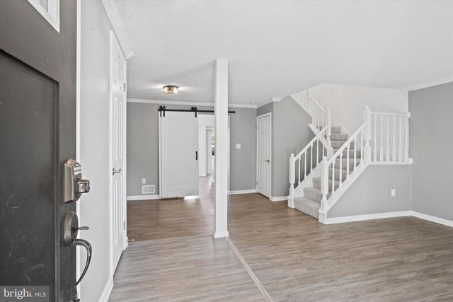 11565 HILL MEADE LN, Woodbridge, VA 22192