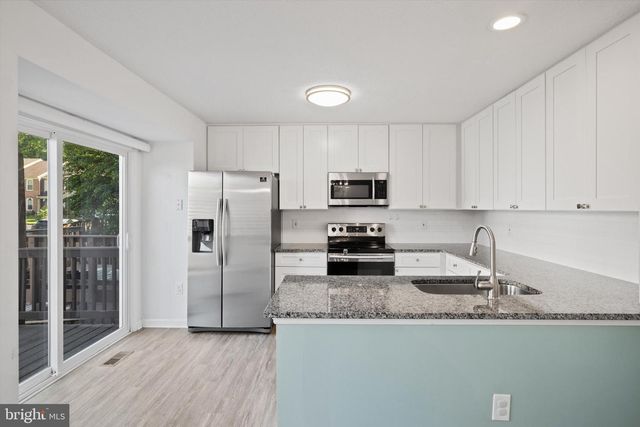 11565 HILL MEADE LN, Woodbridge, VA 22192