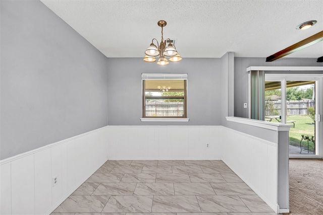 4602 NE Dearborn Ave, Lawton, OK 73507