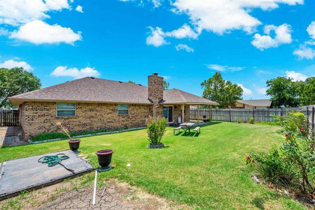 4602 NE Dearborn Ave, Lawton, OK 73507