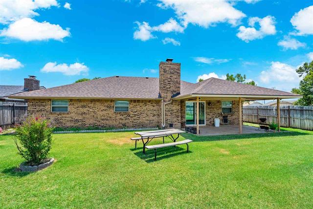 4602 NE Dearborn Ave, Lawton, OK 73507
