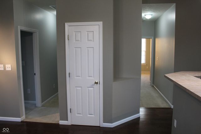 8583 Frosty Rose Drive, Avon, IN 46123