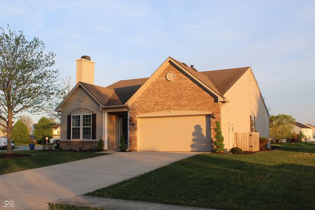 8583 Frosty Rose Drive, Avon, IN 46123