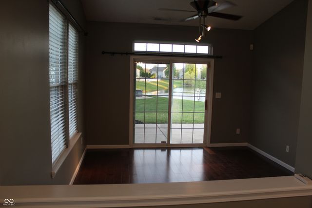 8583 Frosty Rose Drive, Avon, IN 46123