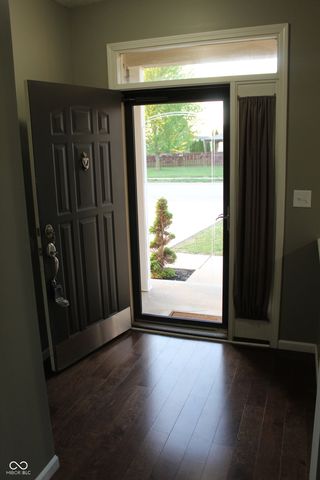 8583 Frosty Rose Drive, Avon, IN 46123