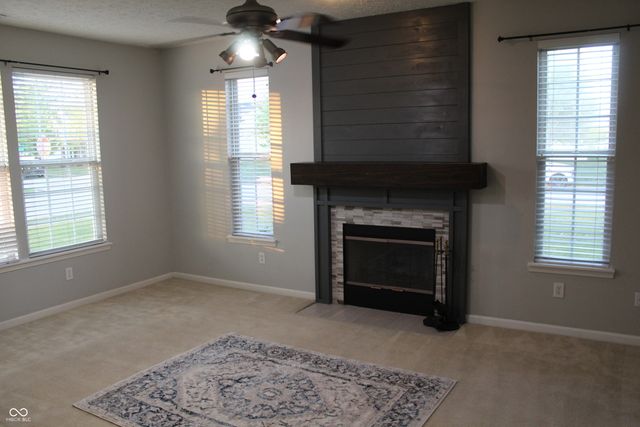 8583 Frosty Rose Drive, Avon, IN 46123