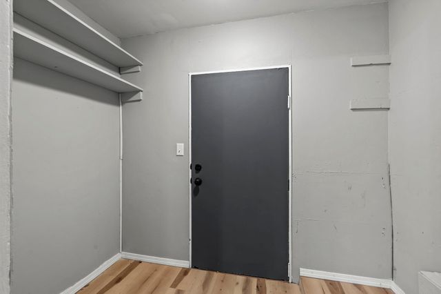 275 Western Avenue S, Saint Paul, MN 55102