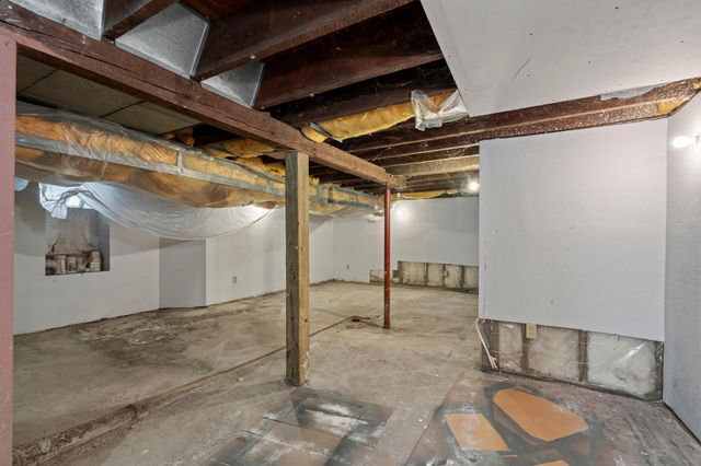 275 Western Avenue S, Saint Paul, MN 55102