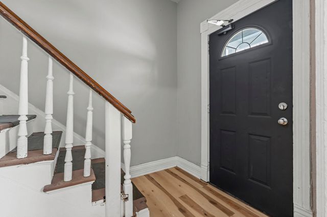 275 Western Avenue S, Saint Paul, MN 55102