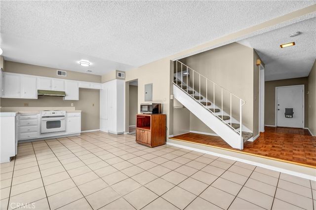 4014 Via Encinas, Cypress, CA 90630