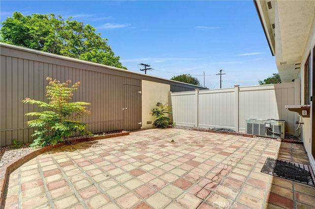 4014 Via Encinas, Cypress, CA 90630