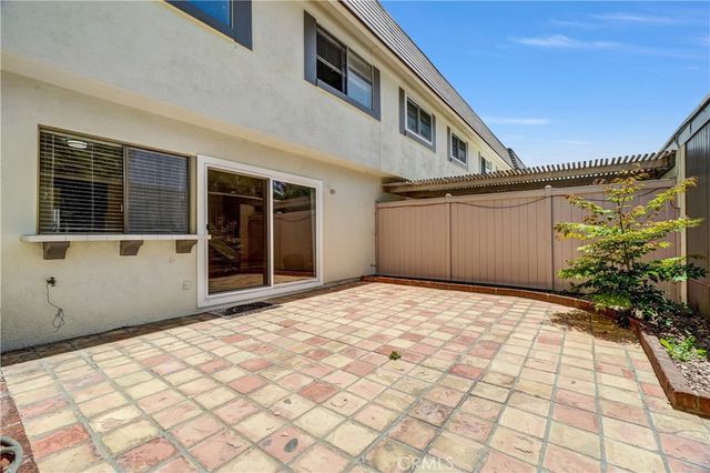 4014 Via Encinas, Cypress, CA 90630
