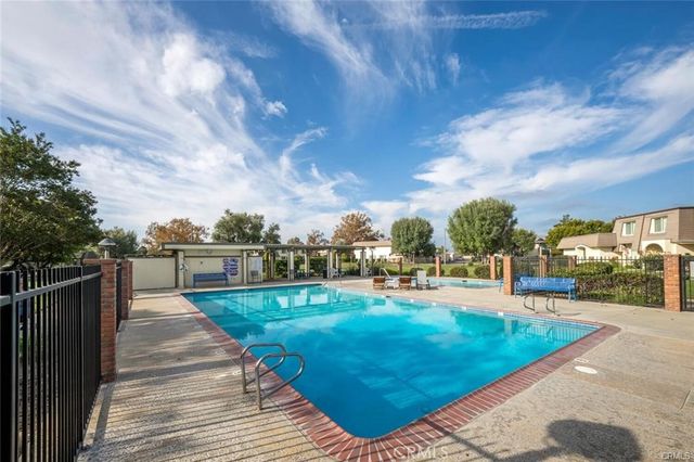 4014 Via Encinas, Cypress, CA 90630