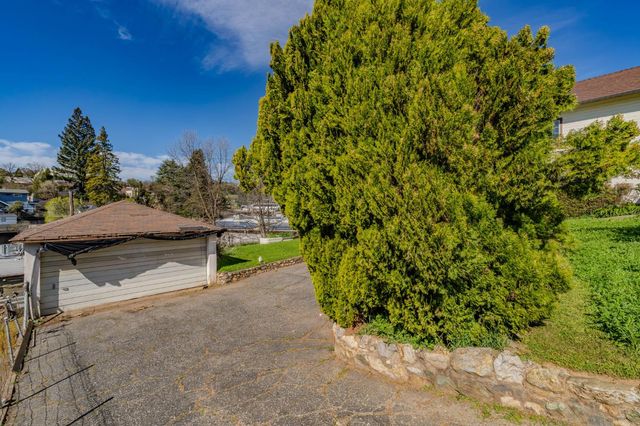 515 N Main St, Jackson, CA 95642